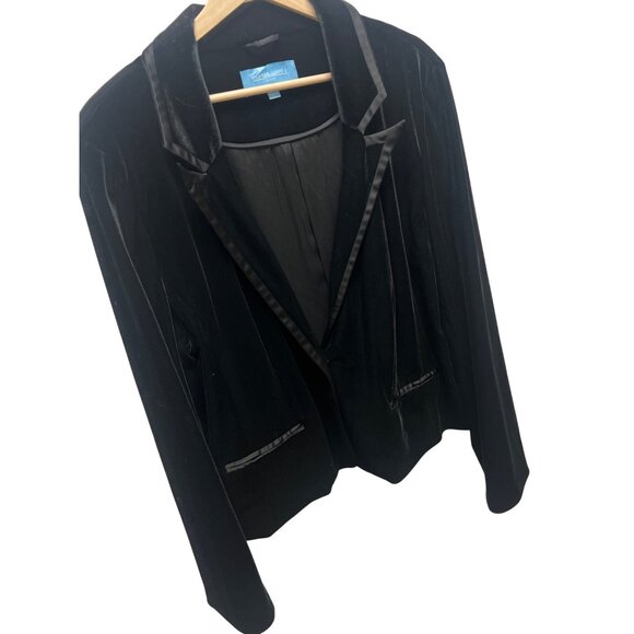 Draper James RSVP NWOT Black Velvet Tuxedo Blazer - Picture 3 of 10